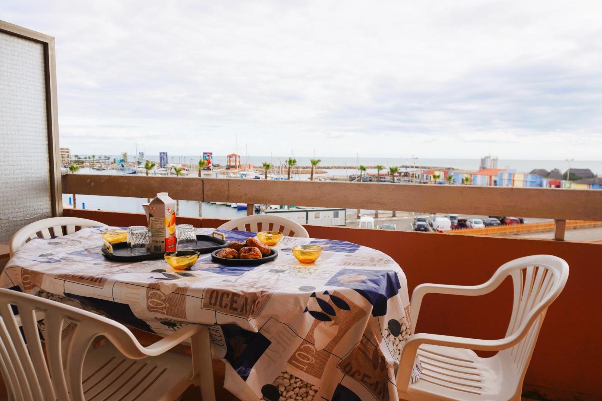 Port Peche 4 Pers Terrasse Vue Parking Prive Apartment Le Barcares